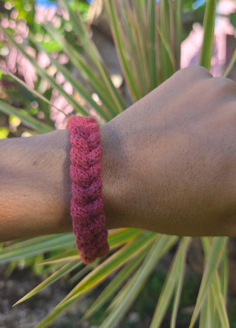 Pulsera trenzada, 3 colores a escoger, cierre de imán