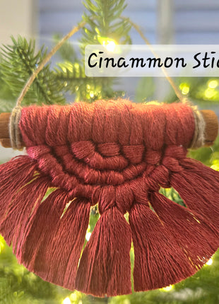 Ornamentos Navideños en Macramé