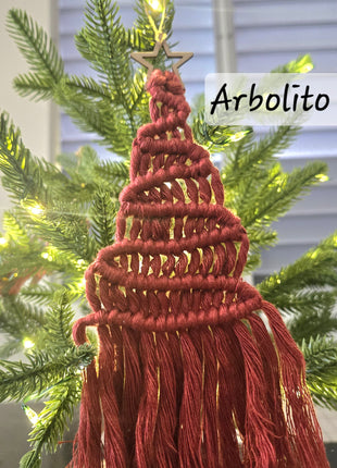 Ornamentos Navideños en Macramé