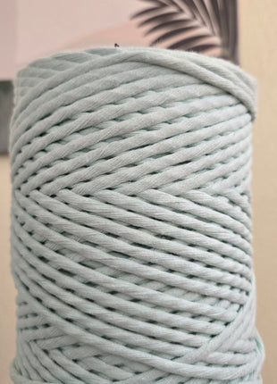 Rollos de hilo peinado o "single strand"