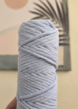 Rollos de hilo peinado o "single strand"