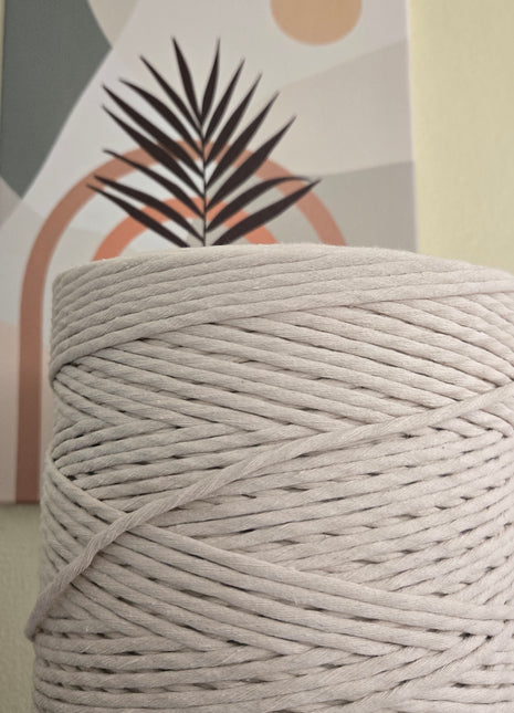 Rollos de hilo peinado o "single strand"