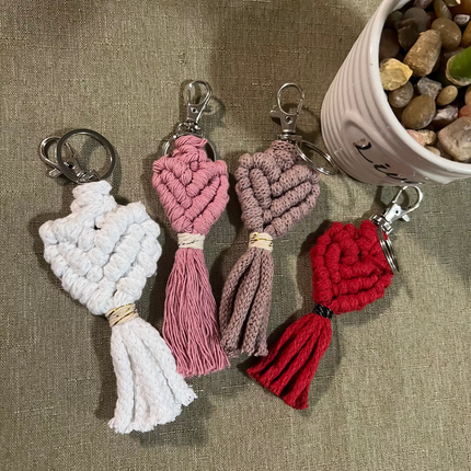 Llavero con diseño de corazón, 3 colores