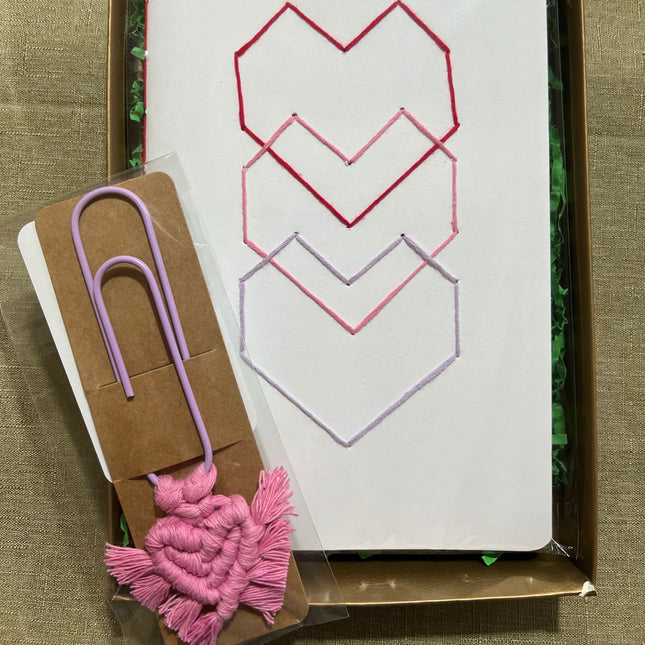 Set libreta artesanal + marcador corazón_Edición Limitada