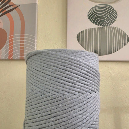 Rolls of combed or "single strand" yarn_4mm