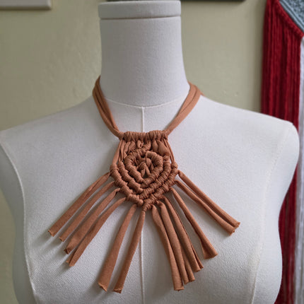 Collar de trapillo ajustable (4 colores)