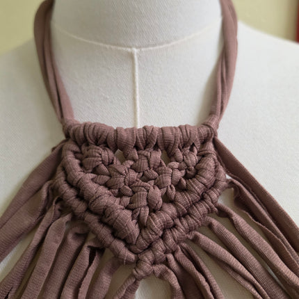 Collar de trapillo ajustable (4 colores)